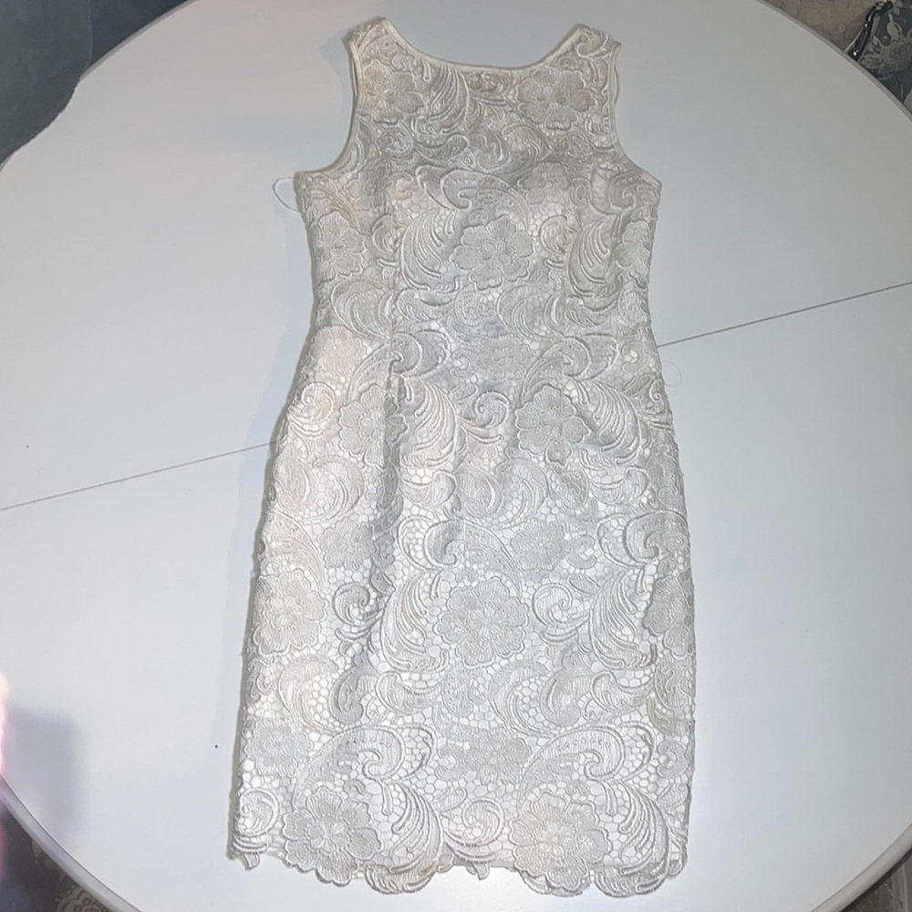 Beautiful white lace dress ✨🤍
